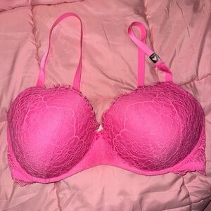 Victoria Secret Wireless Lace Bra 38DD